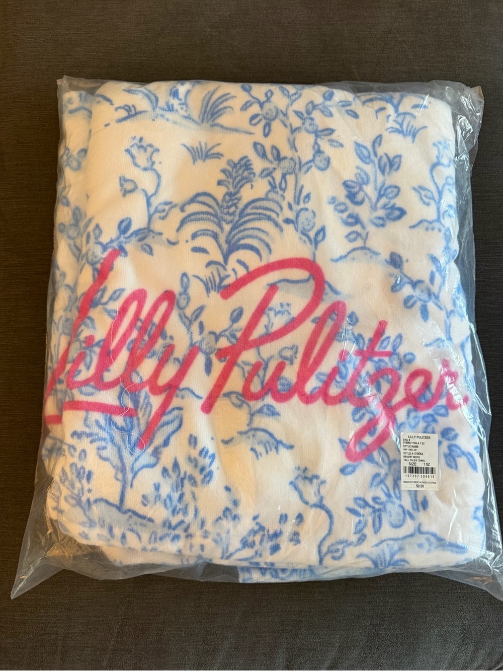 NWT LILLY PULITZER GWP TOWEL SET RESORT WHITE TALL TALES TOWEL 2 TOWELS